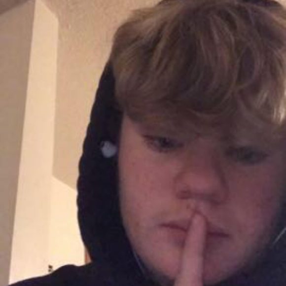 Meet your Posher, Jeric - Picture 1 of 1